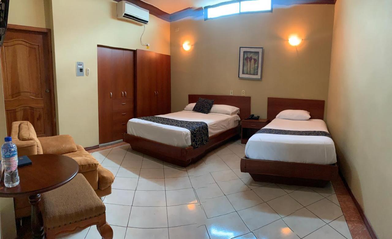 House Center Hotel Milagro Exterior photo